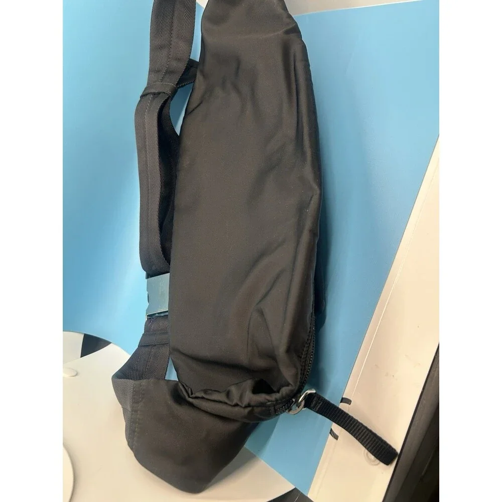 Prada marsupio tessuto